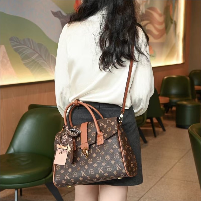 Sac à main léger de marque de  - Women Bags On Sale avis et prix